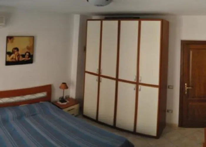 Oda ve Kahvaltı Shardana 3*